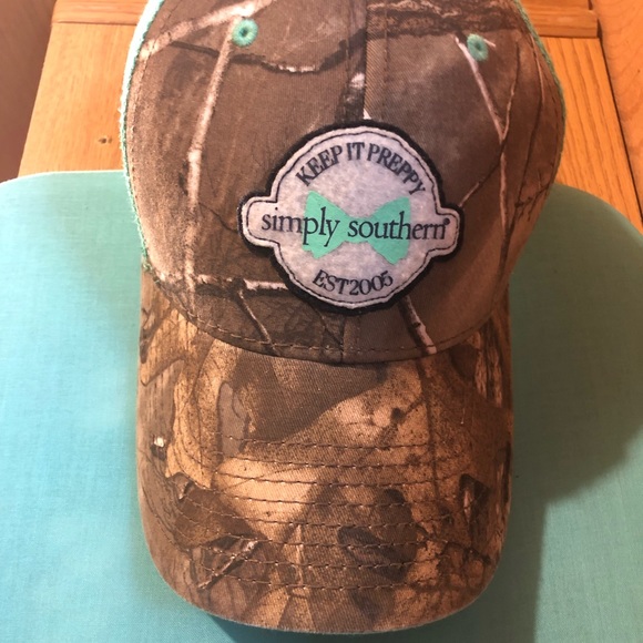 Simply Southern Accessories - Women’s trucker style SIMPLY SOUTHERN HAT